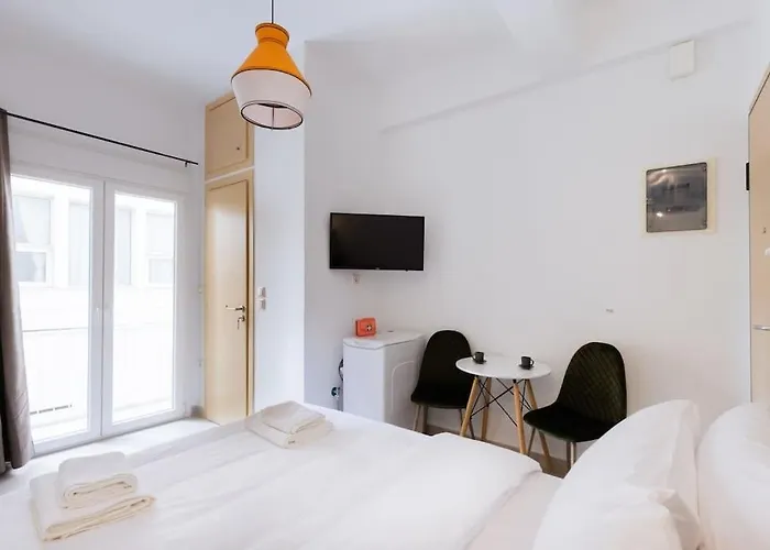Cosy Studio In The Petralona Neighbourhood